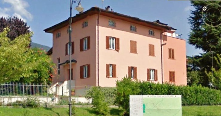 Casa Ruah a Levico Terme, casa di accoglienza per uomini in difficoltà usciti dalla comunità terapeutica Insieme verso nuovi orizzonti a accoglienza di donne all’interno del progetto ALBA, vittime di tratta per lo sfruttamento sessuale 